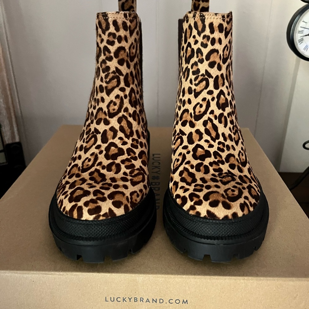 Lucky Brand boots NWT